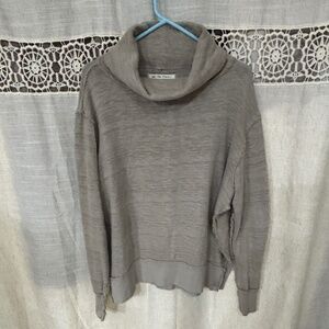 We The Free Woman’s Long Frayed Sleeve Cowl Neck Baggy Sweatshirt Gray M